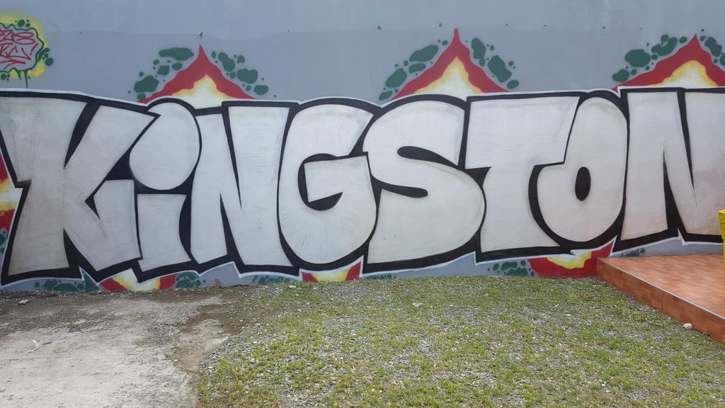 Reggae Hostel Kingston Buitenkant foto